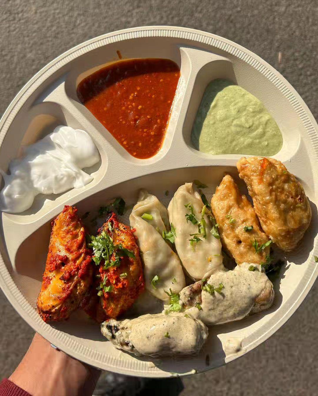 Momos Platter